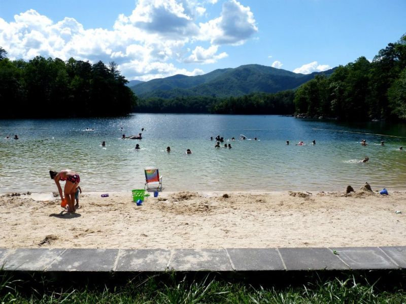 Cheoah Beach & Campgrounds in Robbinsville, NC